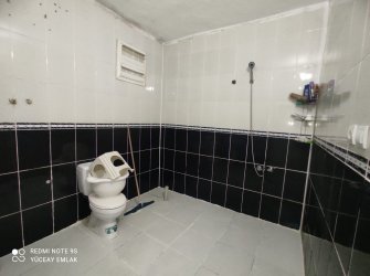 Kızıltepe Merkezde Sezer Market Arkası 2.kat Satılık 3+1 Geniş Daire
